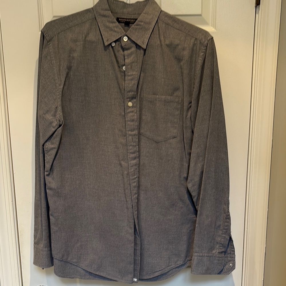 Banana Republic Gray Casual Button Down Shirt - Luxe Flannel Slim Fit Medium